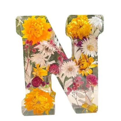 Bloom Glow Letters™ - Dried flowers + LED light!