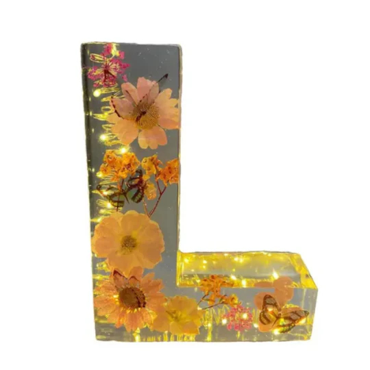 Bloom Glow Letters™ - Dried flowers + LED light!