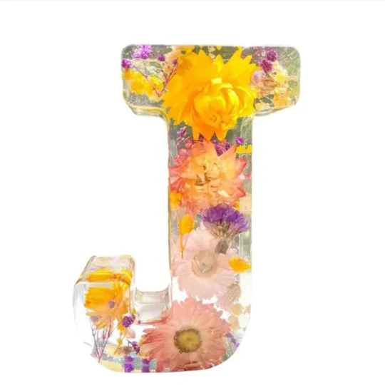 Bloom Glow Letters™ - Dried flowers + LED light!