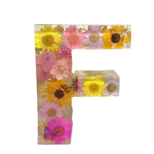 Bloom Glow Letters™ - Dried flowers + LED light!