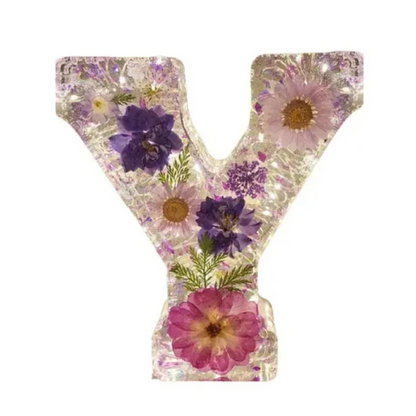 Bloom Glow Letters™ - Dried flowers + LED light!