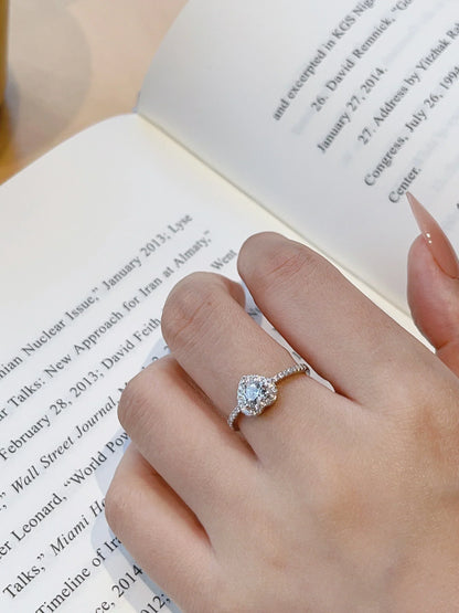 Glittering HeartRing™
